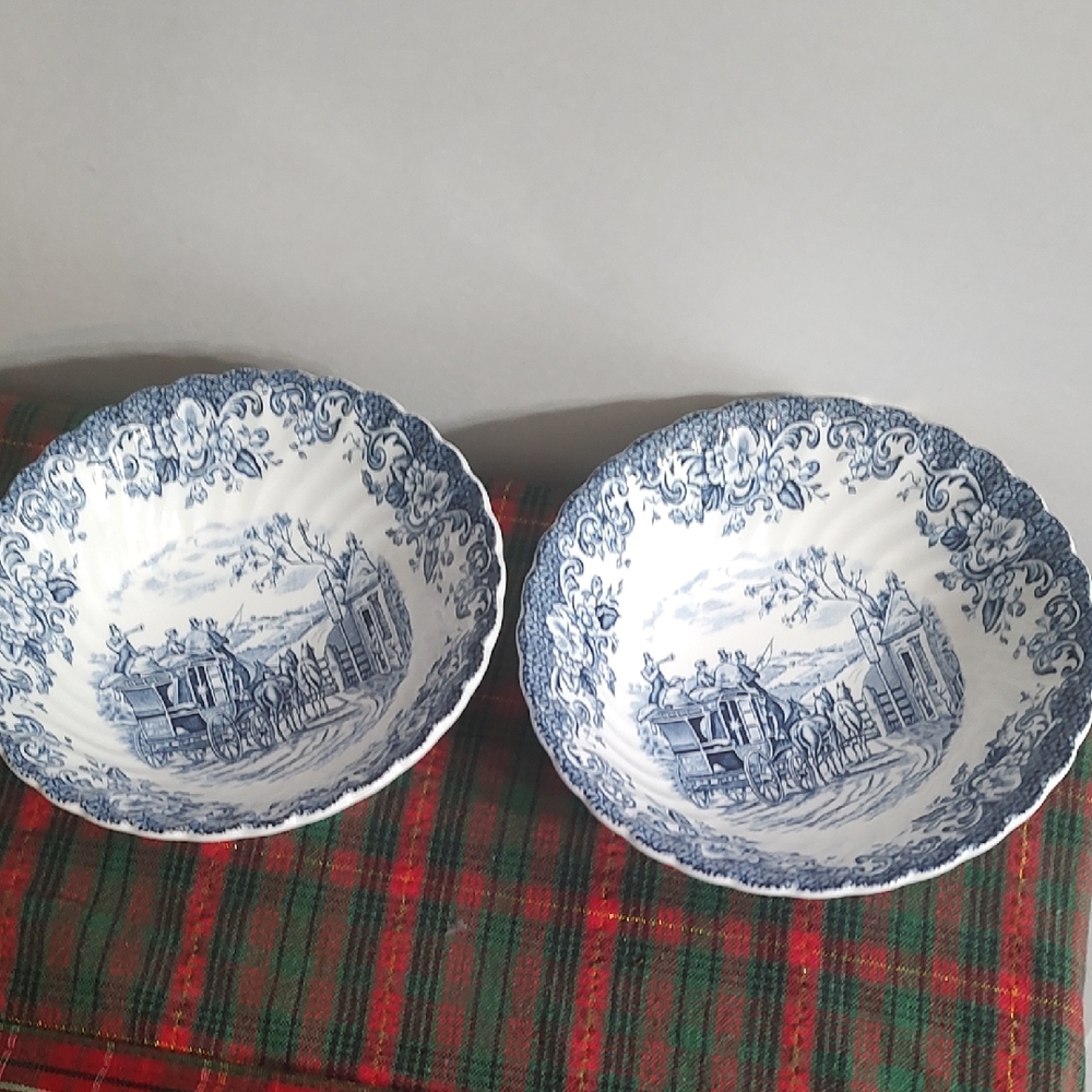 Johnson Brothers "Coaching Scenes" blue and white ironstone Berry Dessert bowl 2